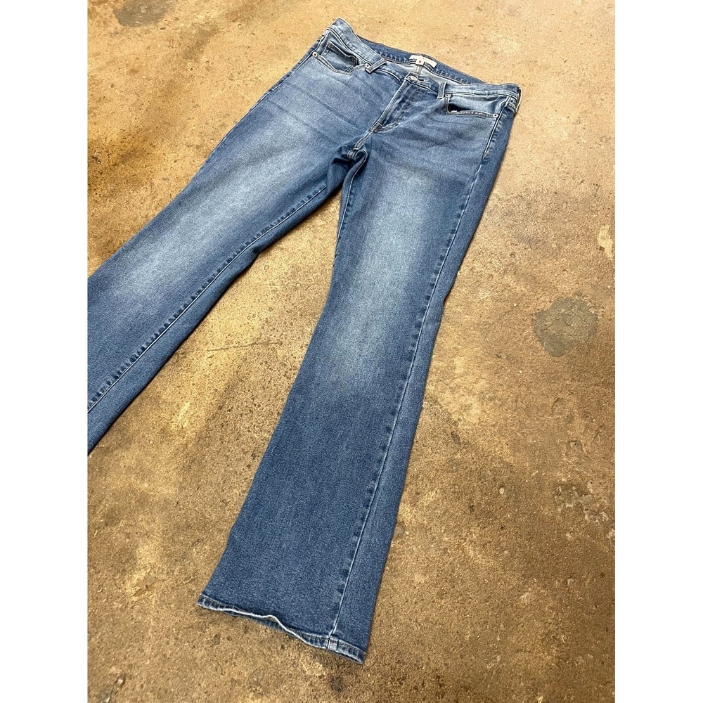 Lucky Brand Sweet Bootcut Jeans Womens 14/32 Blue Denim Cotton Stretch Mid Rise - Picture 3 of 16